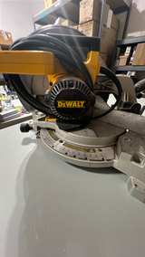 DEWALT DW705 12-Inch Compound Miter Saw - Image 2