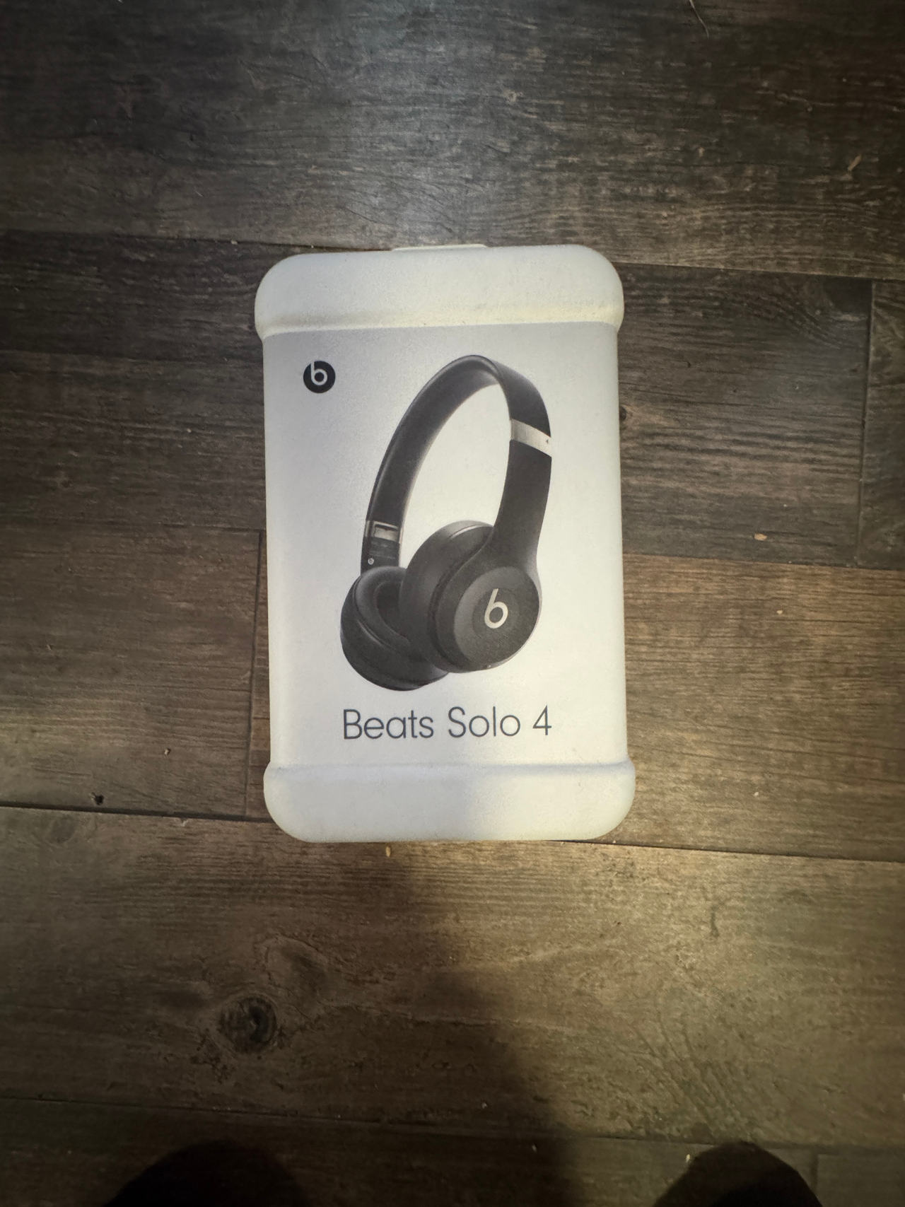 Beats Solo 4