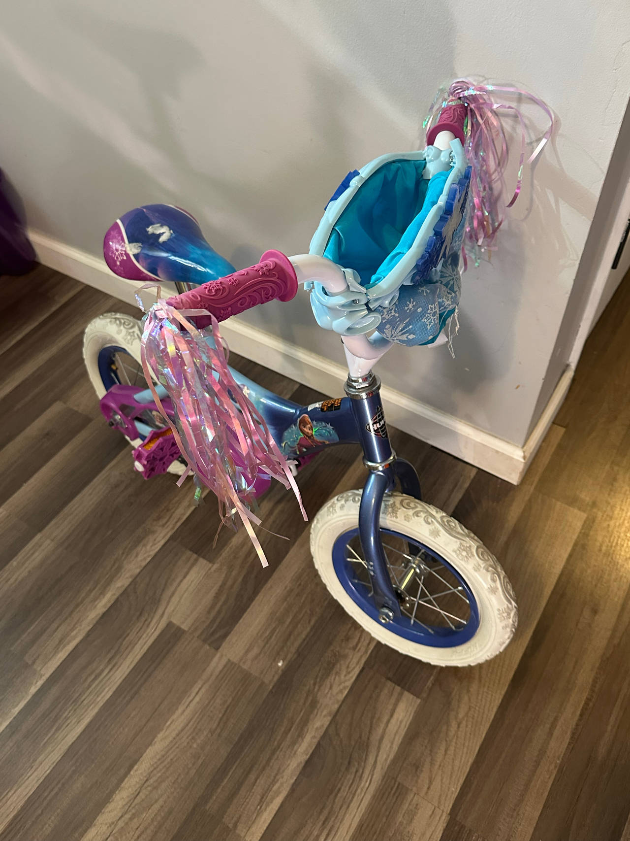 Huffy Disney Frozen Balance Bike
