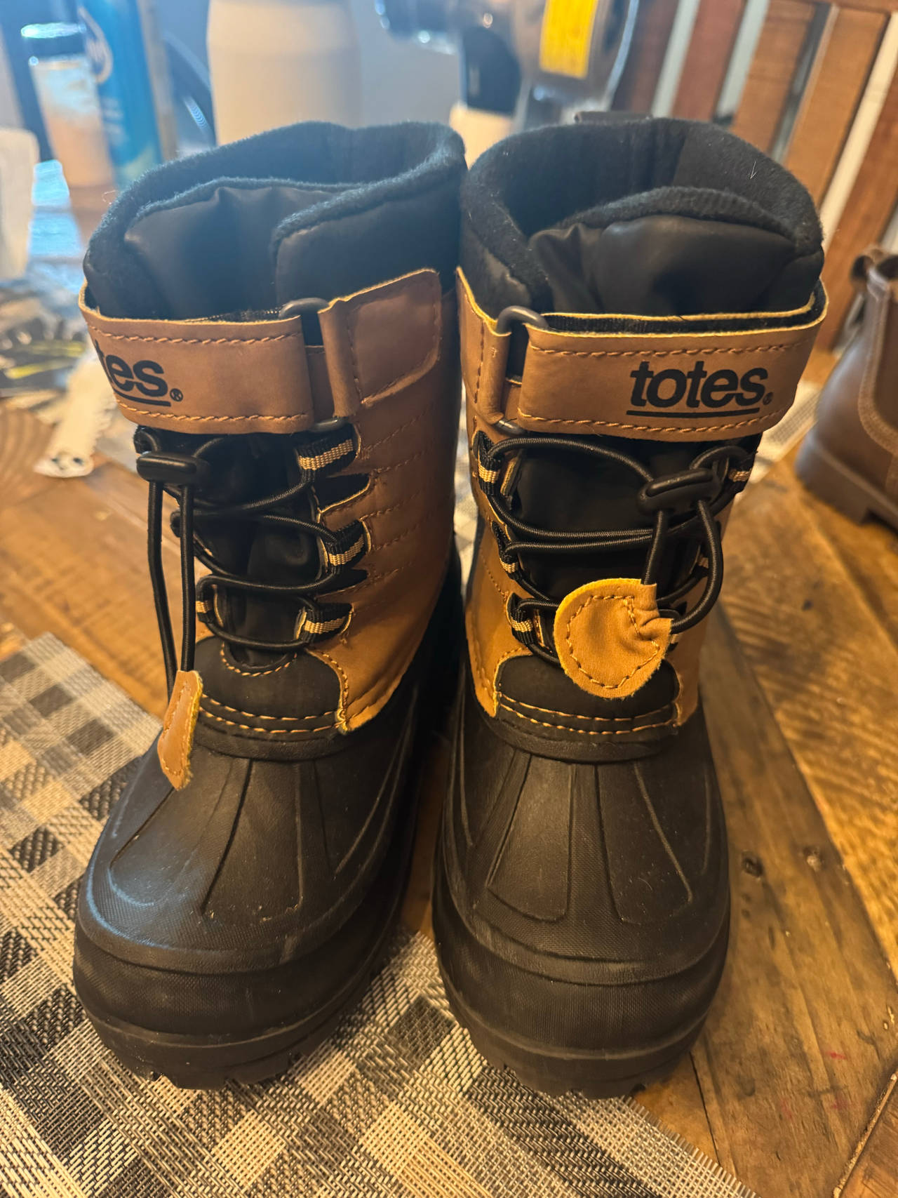 totes Kids Winter Snow Boots
