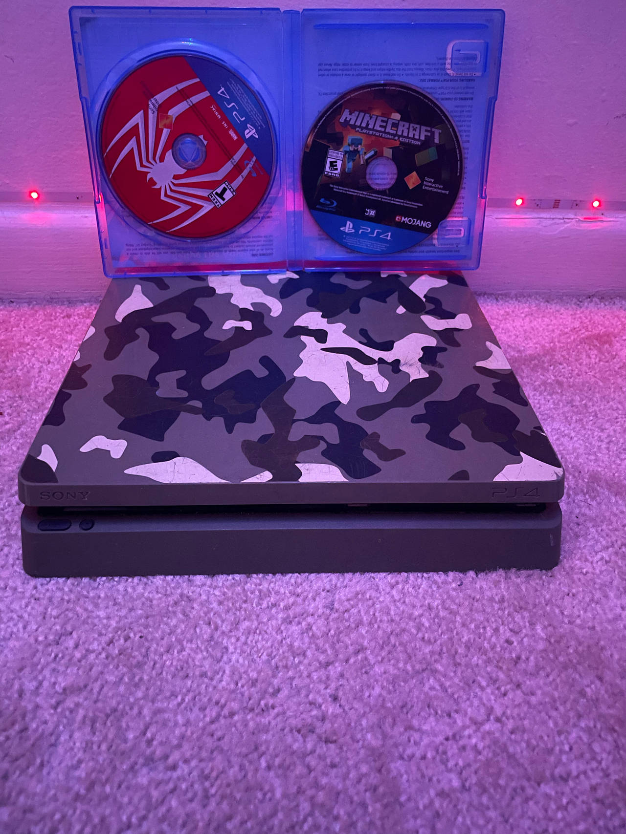 PlayStation 4 Slim