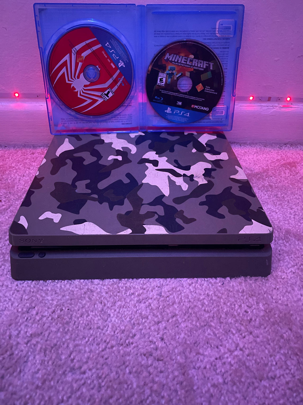 PlayStation 4 Slim