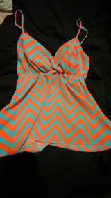 Chevron Print Sleeveless Padded Top - Image 3
