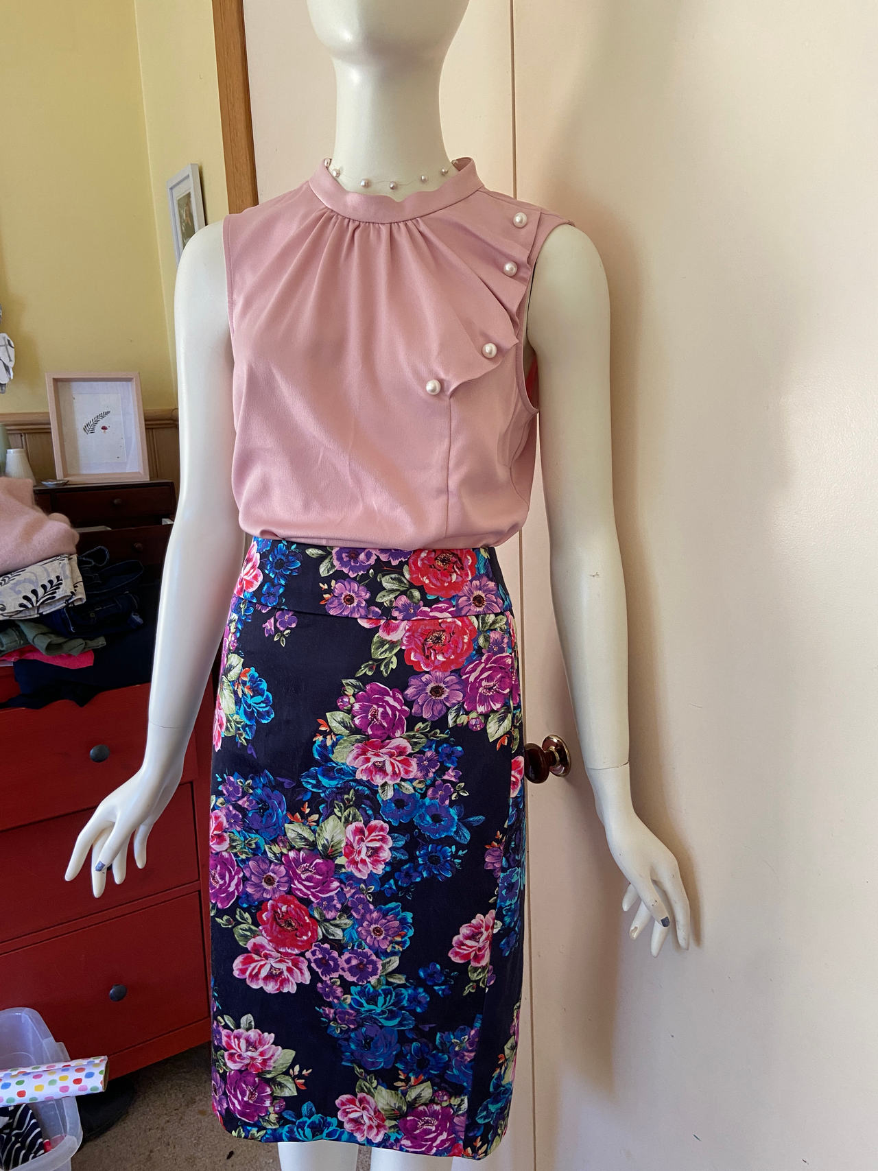 Sleeveless Pearl Button Blouse and Floral Pencil Skirt Set