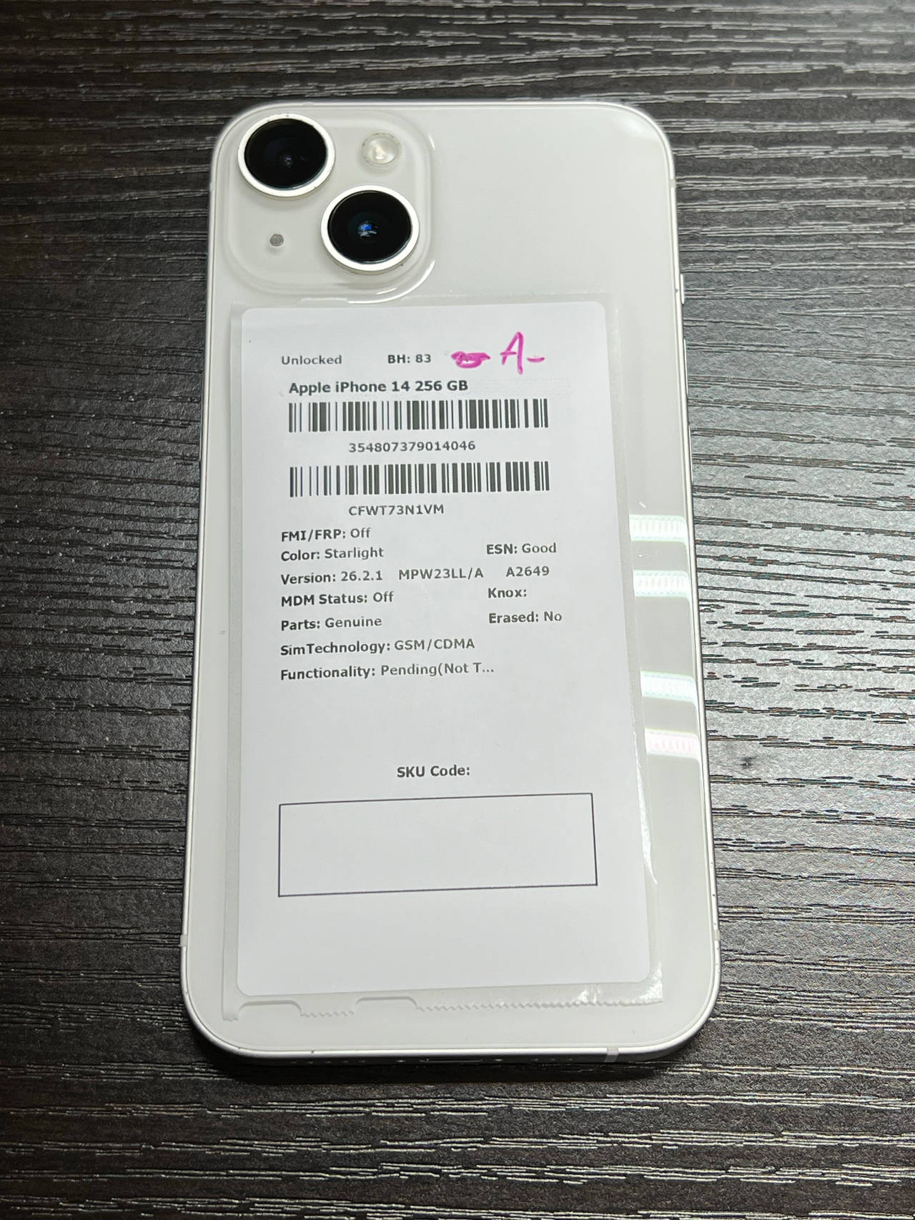Apple iPhone 14 256GB Starlight unlocked 83% battery health