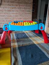 Mega Bloks Build 'n Learn Table - Image 1