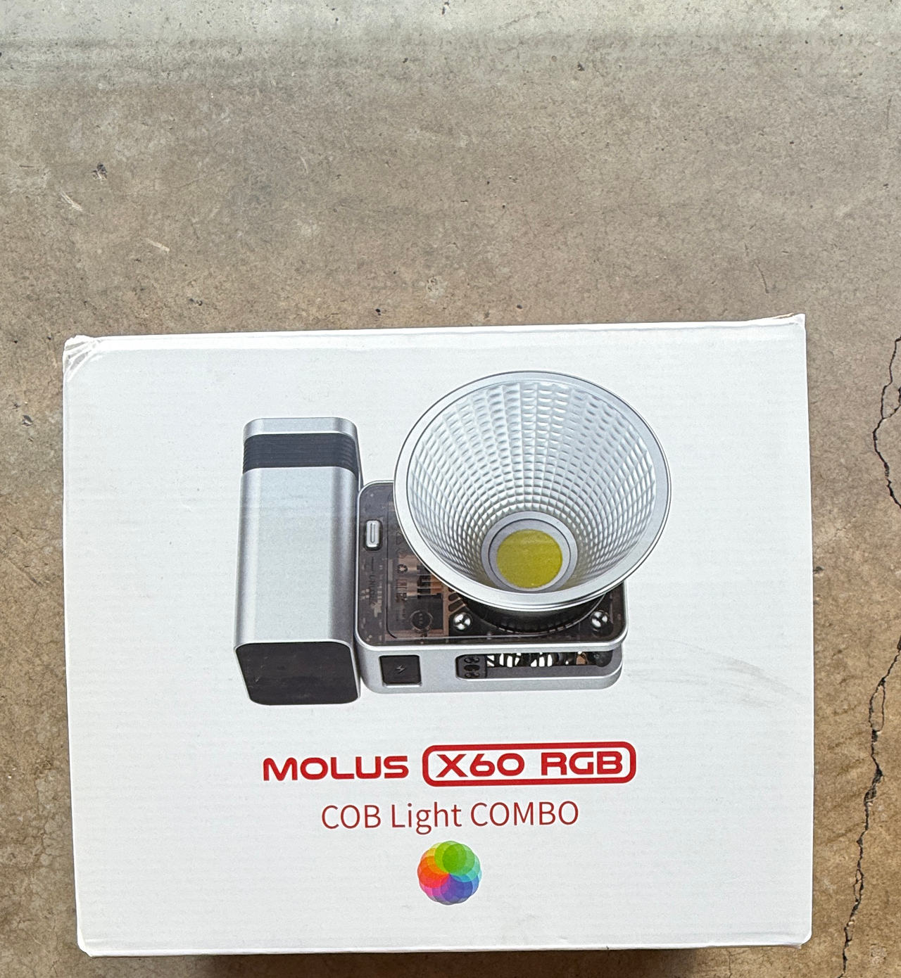 Zhiyun Molus X60 RGB COB Light Combo