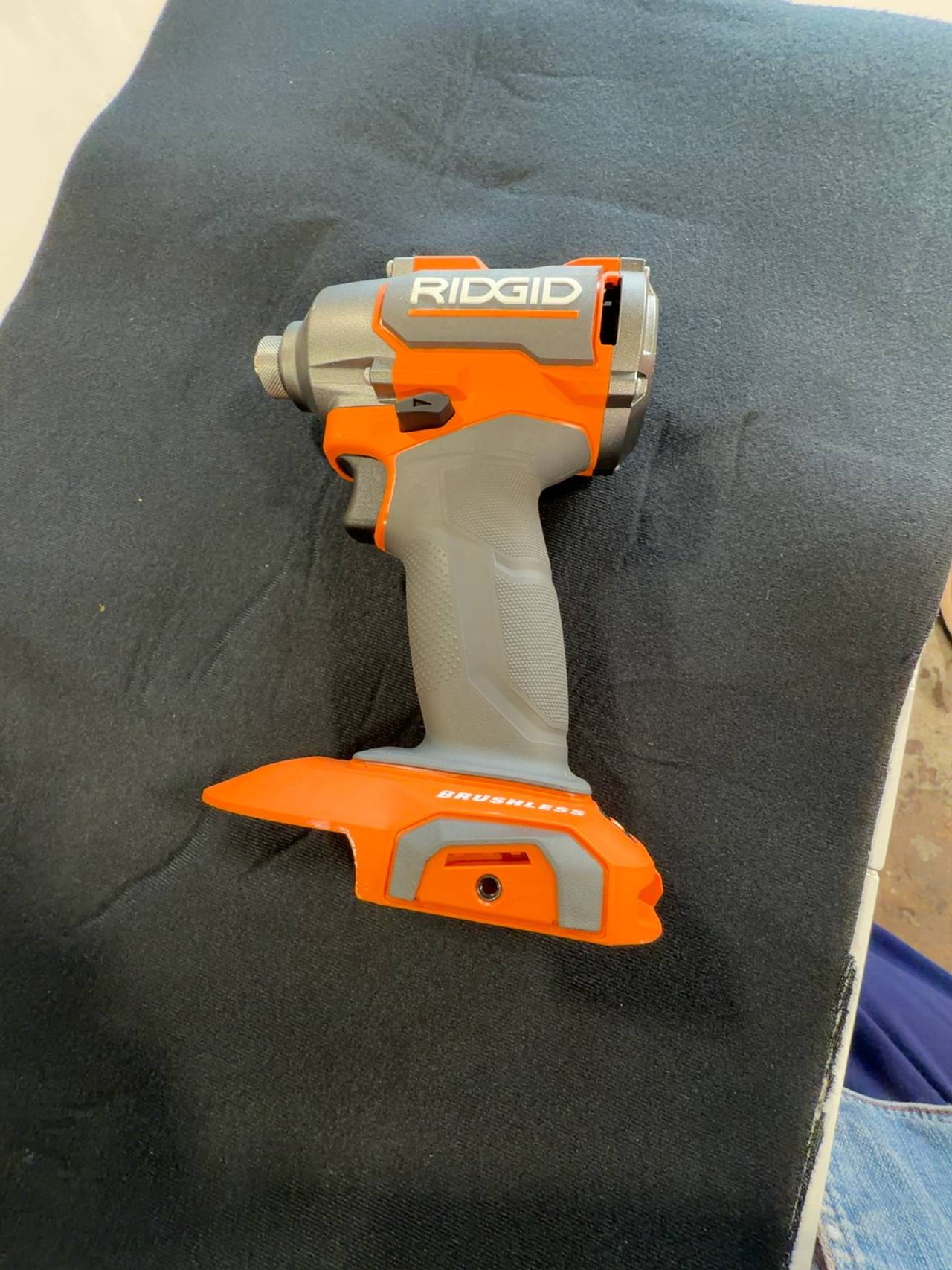 Ridgid 18V Brushless Cordless 1/4" Impact Driver R862311