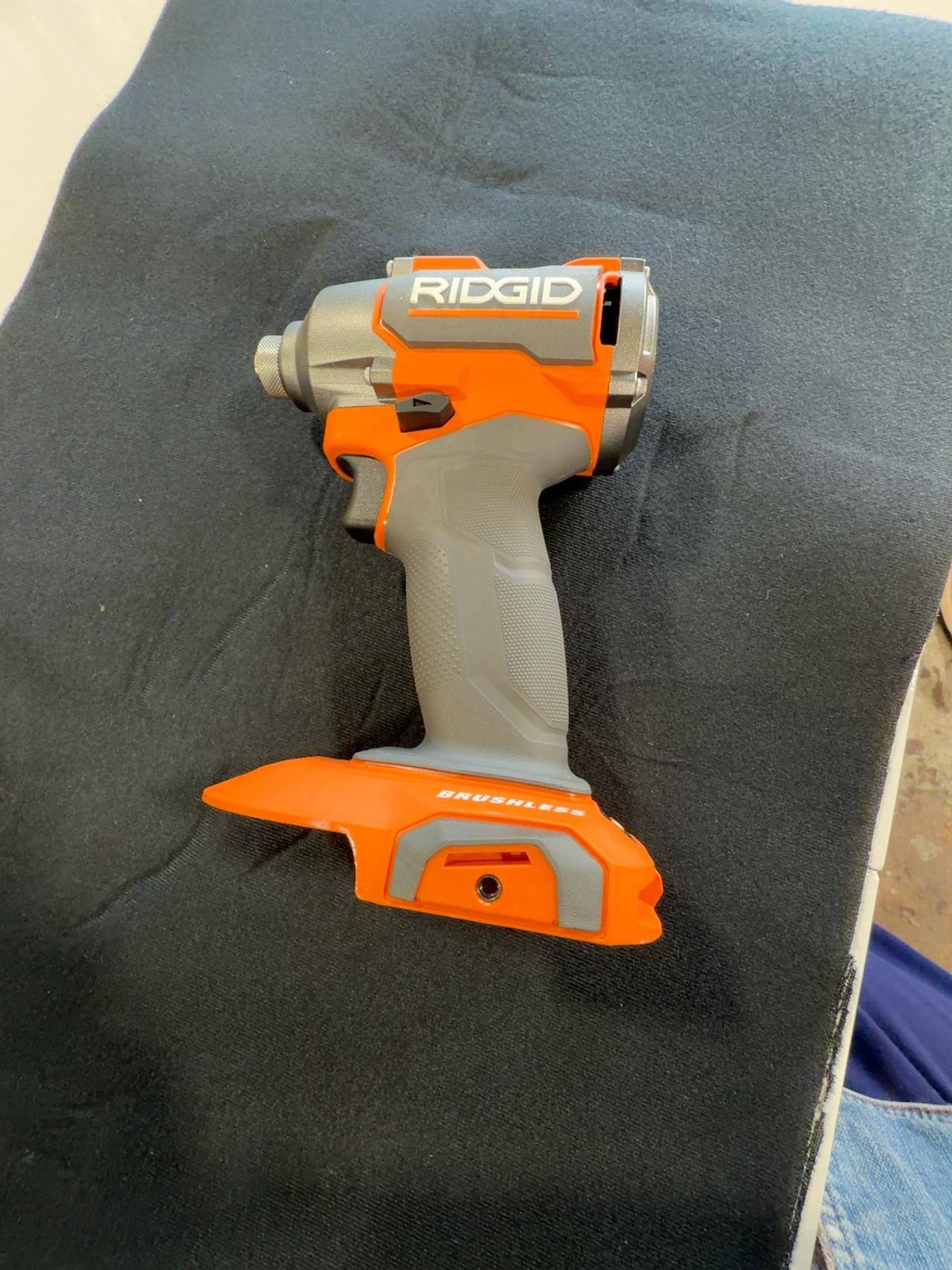 Ridgid 18V Brushless Cordless 1/4" Impact Driver R862311