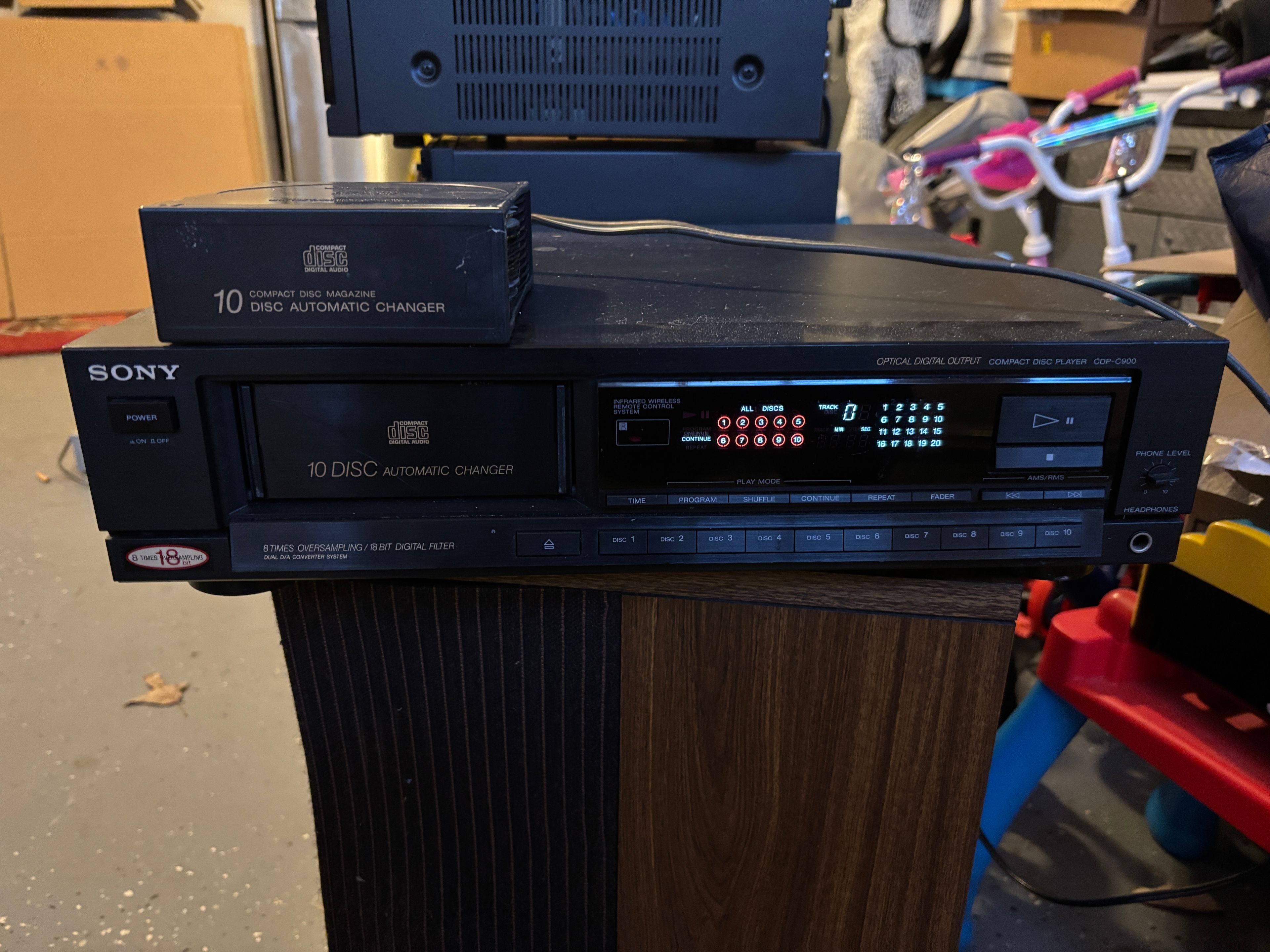 Sony CDP-C900 10-Disc Compact Disc Player - Image 3