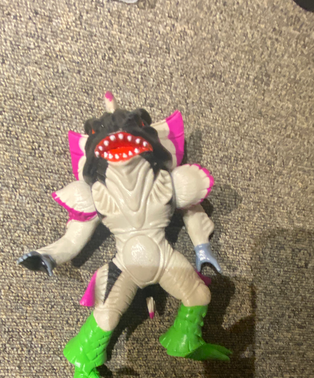 Mighty Morphin Power Rangers Slippery Shark Figure