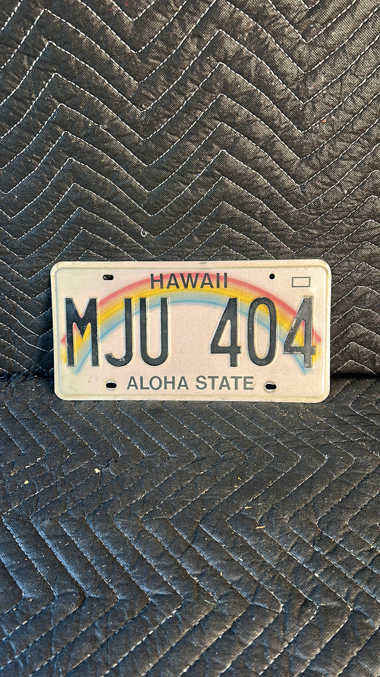 Hawaii Rainbow License Plate