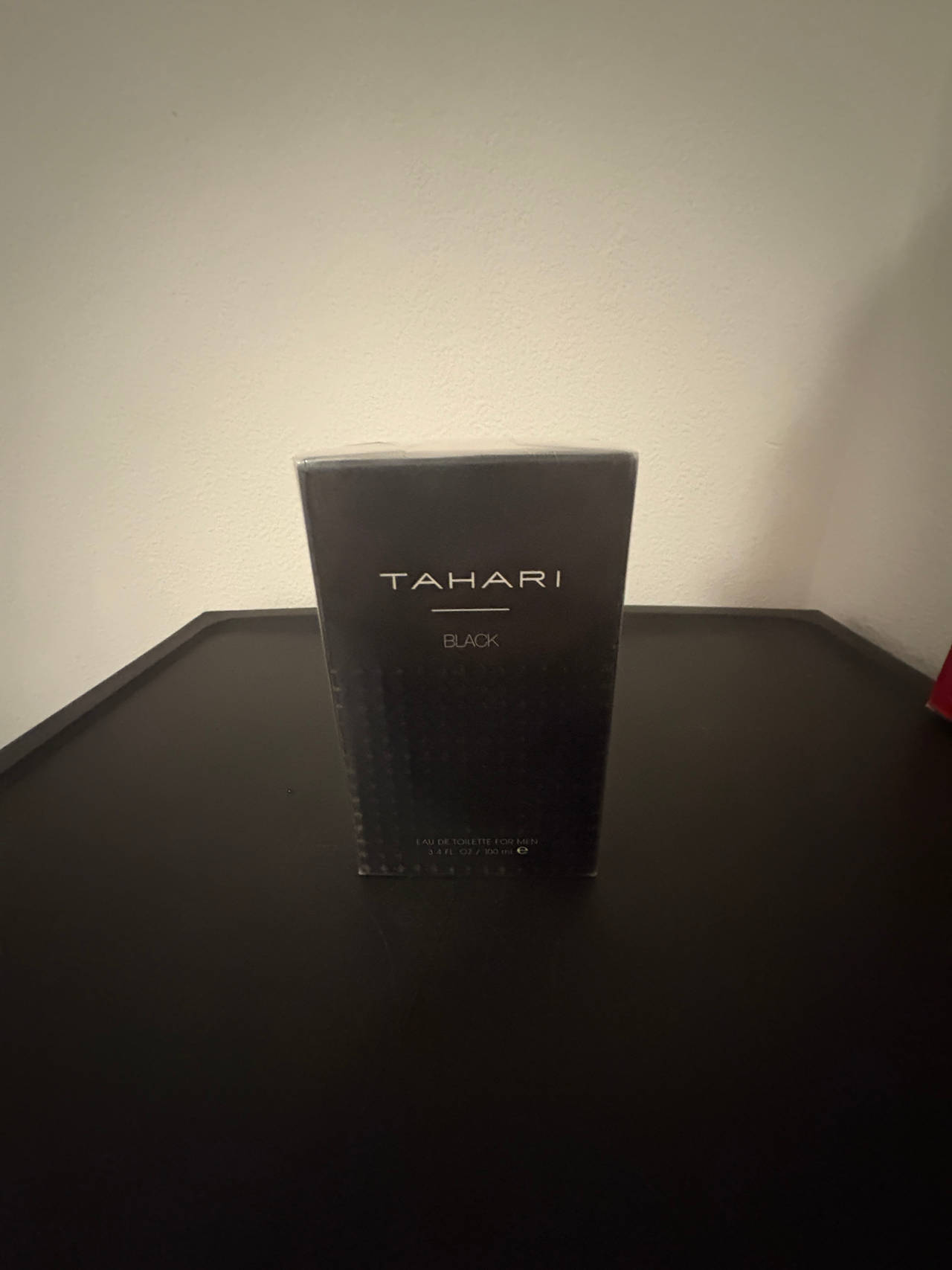 Tahari Black Eau de Toilette