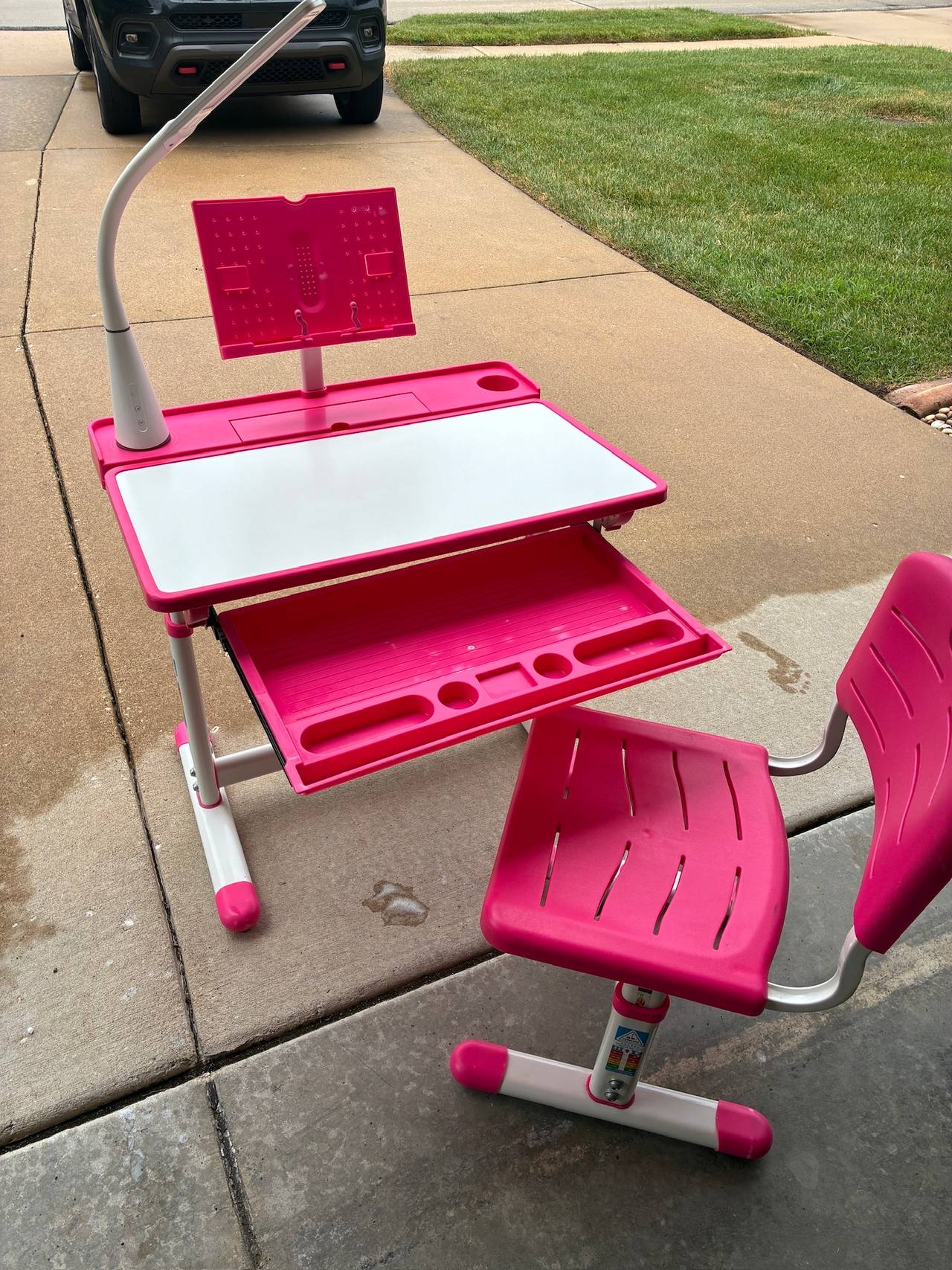 Mecor Kids Adjustable Desk and Chair Set with Lamp