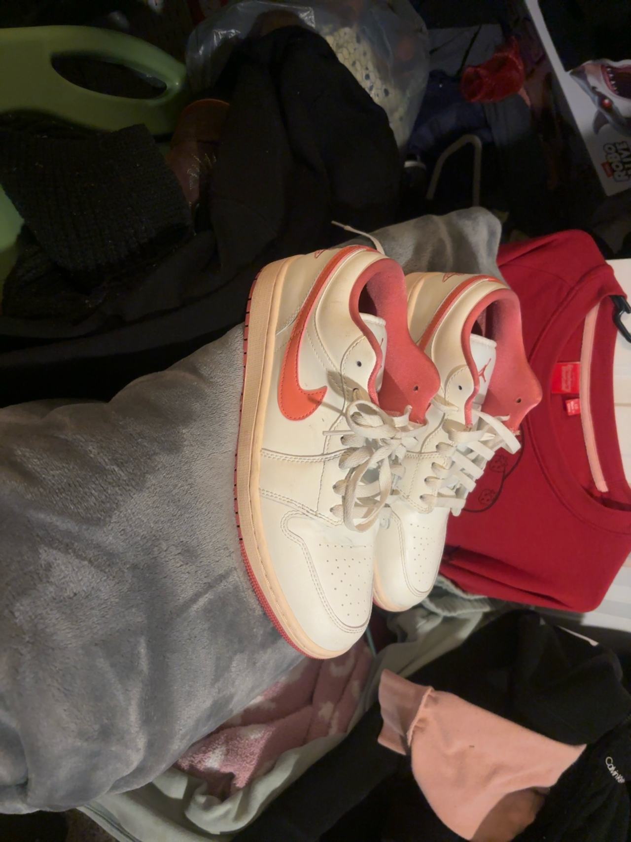 Nike Air Jordan 1 Low Women's Sail/Guava Ice Pink Salt