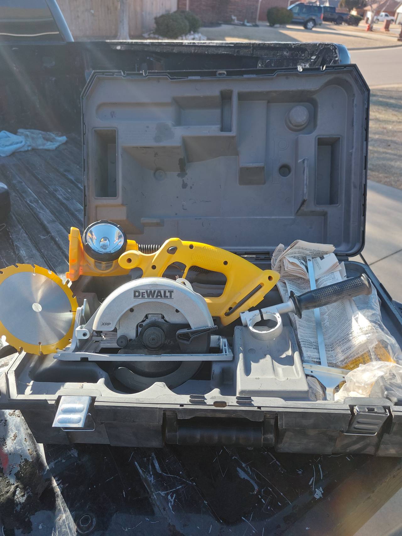 DeWalt 18V XRP Cordless Circular Saw Kit
