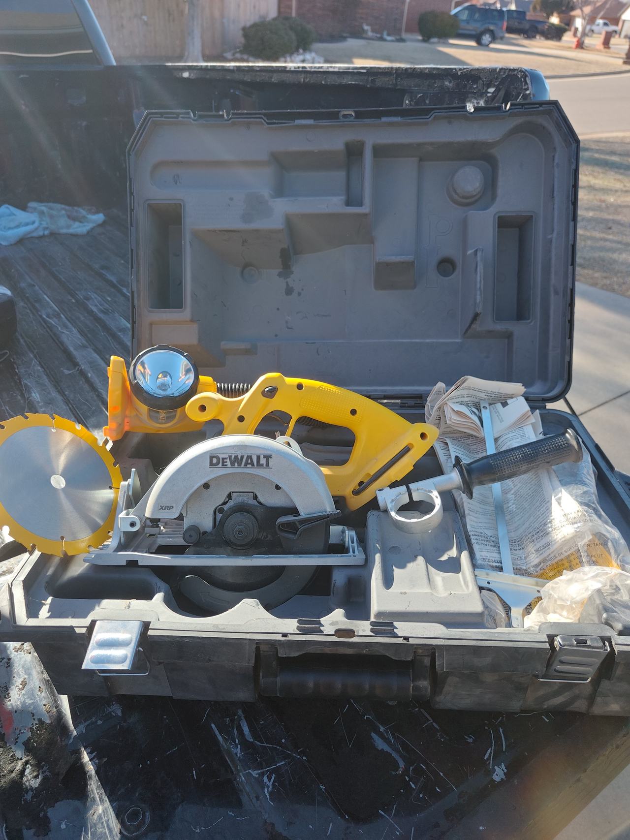 DeWalt 18V XRP Cordless Circular Saw Kit