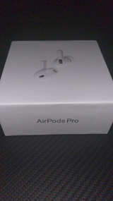 Apple AirPods Pro - Image 2