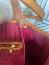 Louis Vuitton Neverfull MM - Image 8