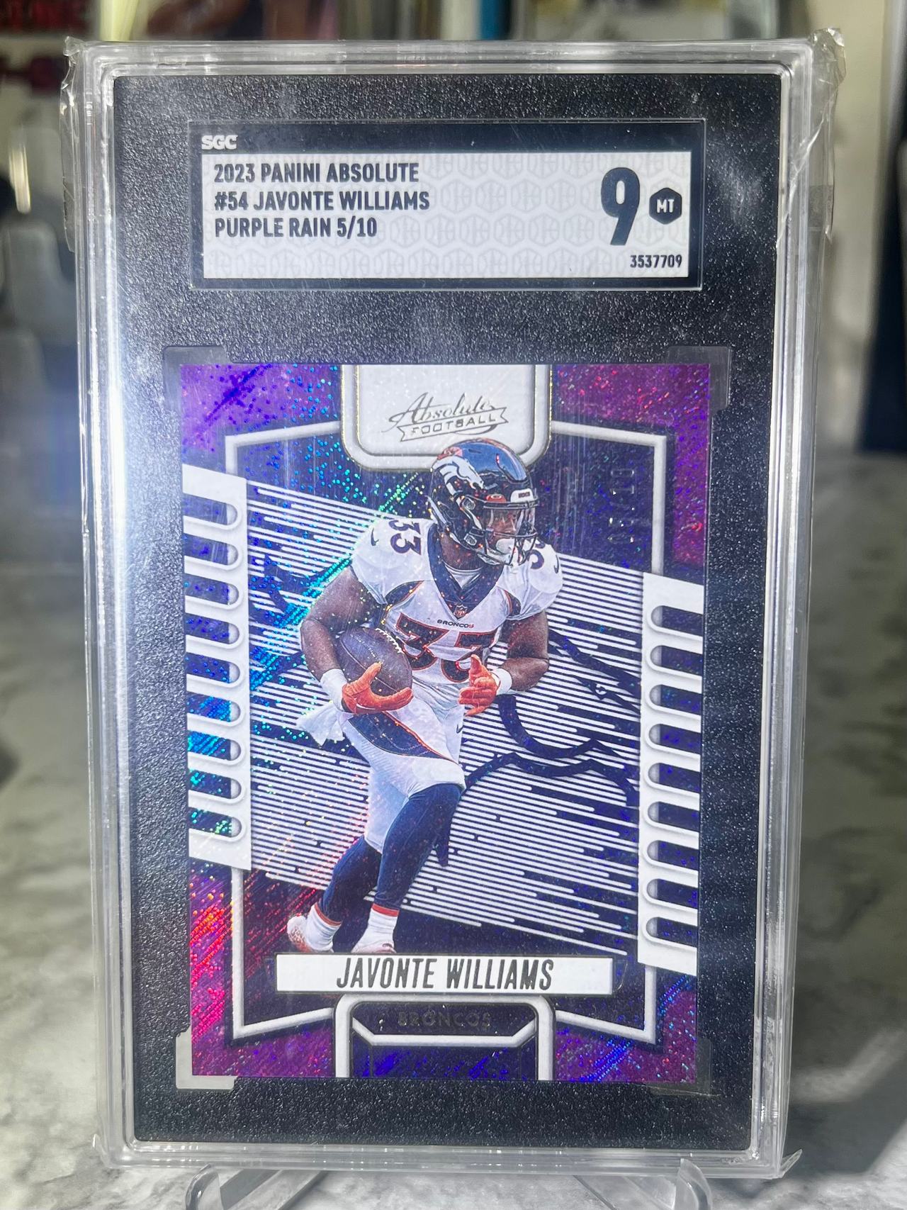 2023 Panini Absolute Football Card