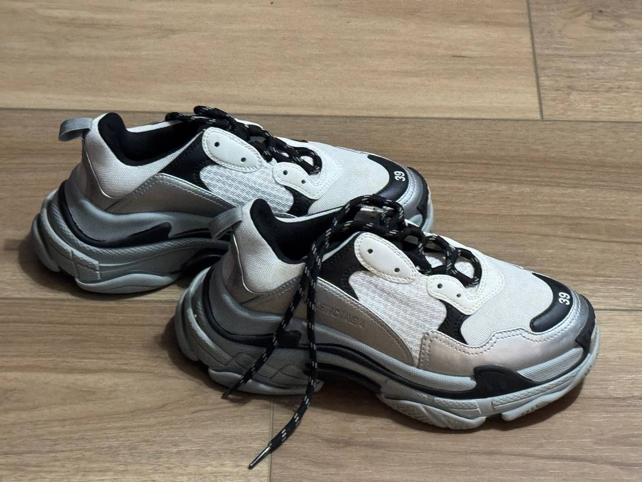 Balenciaga Triple S White Black Grey
