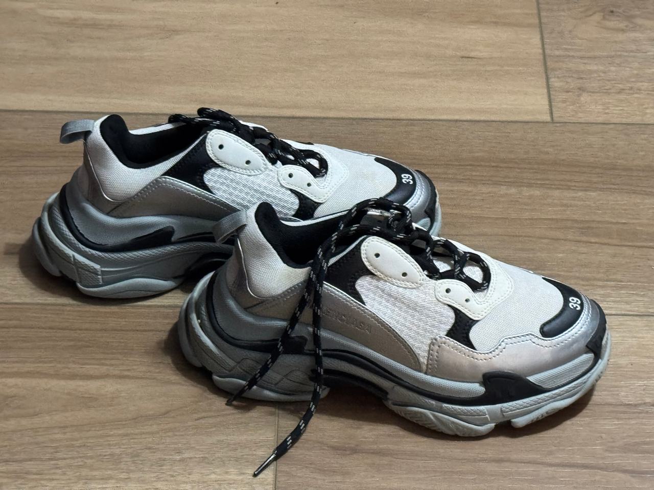 Balenciaga Triple S White Black Grey