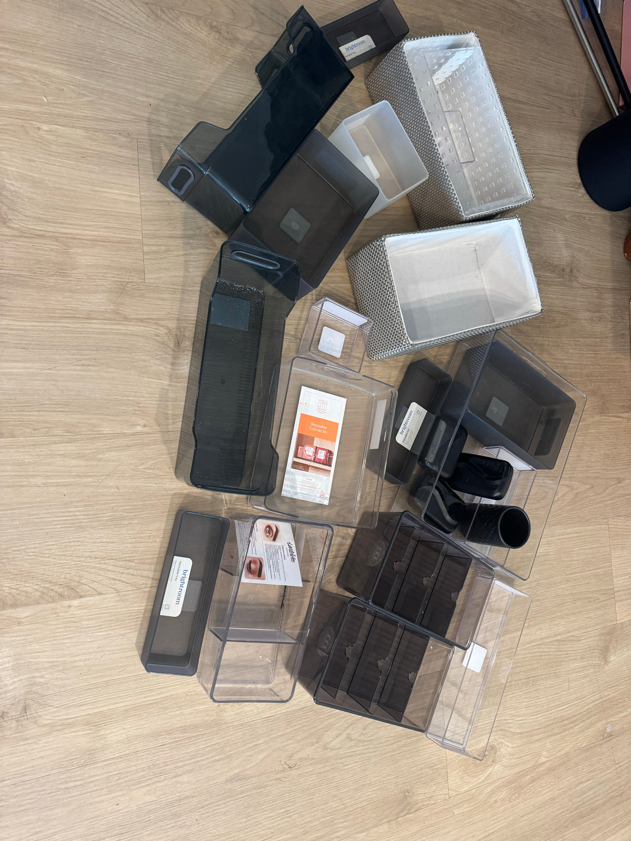Plastic Drawer Organizers and Storage Bins