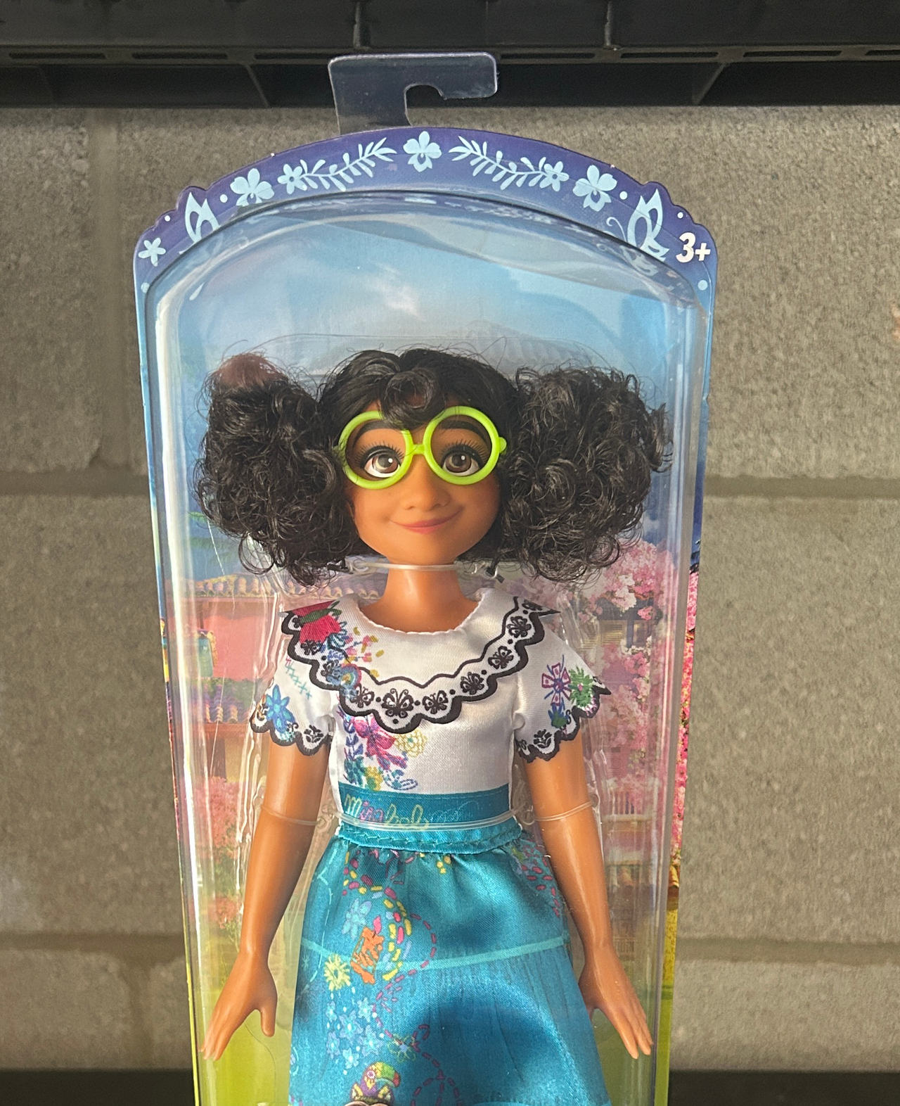 Disney Encanto Mirabel Madrigal Fashion Doll