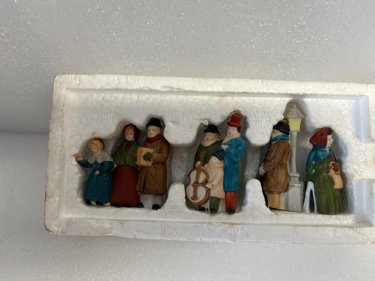 Department 56 Dickens' Village Victorian Carolers