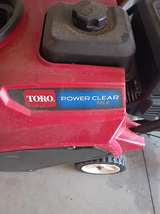 Toro Power Clear 721 E Snow Blower - Image 2