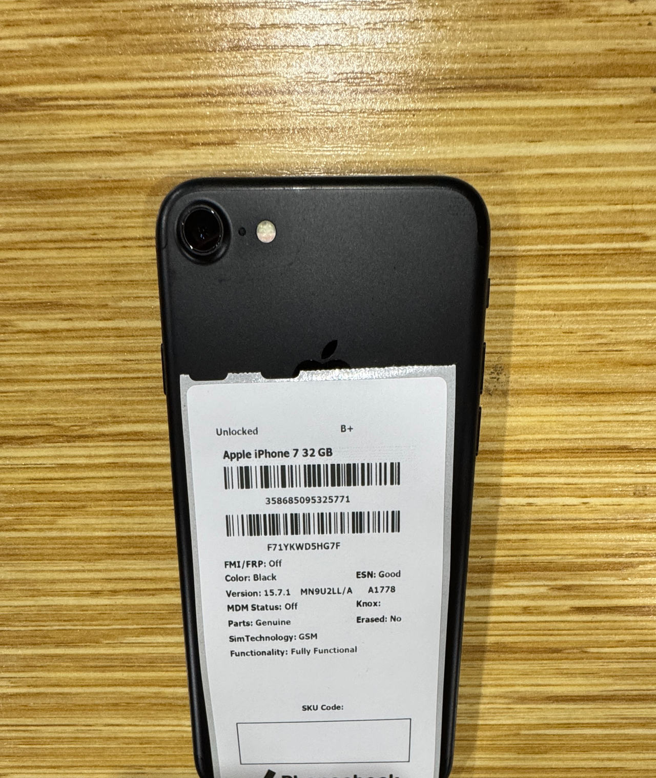 Apple iPhone 7 32GB Unlocked Black