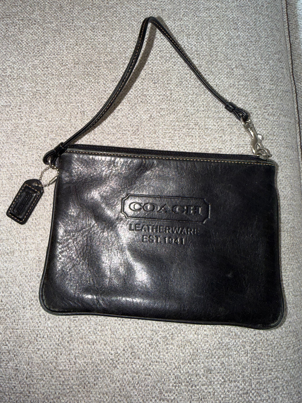 Coach Leatherware Est. 1941 Wristlet Black Purse Zipper Bag Small