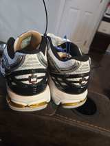 New Balance 1906R Metallic Silver Gold women 9 /men 7.5 - Image 3