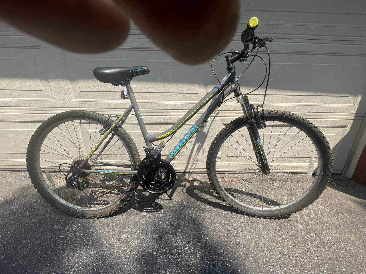 Roadmaster Granite Peak Women's Mountain Bike