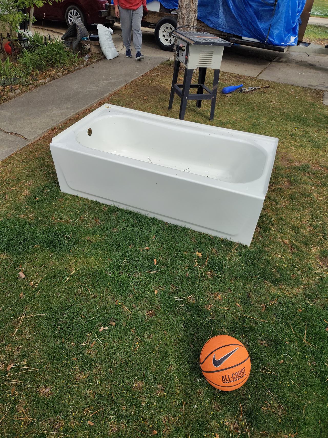 Standard White Cast Iron Alcove Bathtub