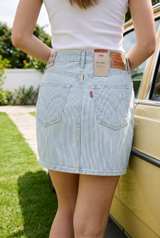 Levi's Icon Skirt in Hickory Stripe sz 28 - Image 2
