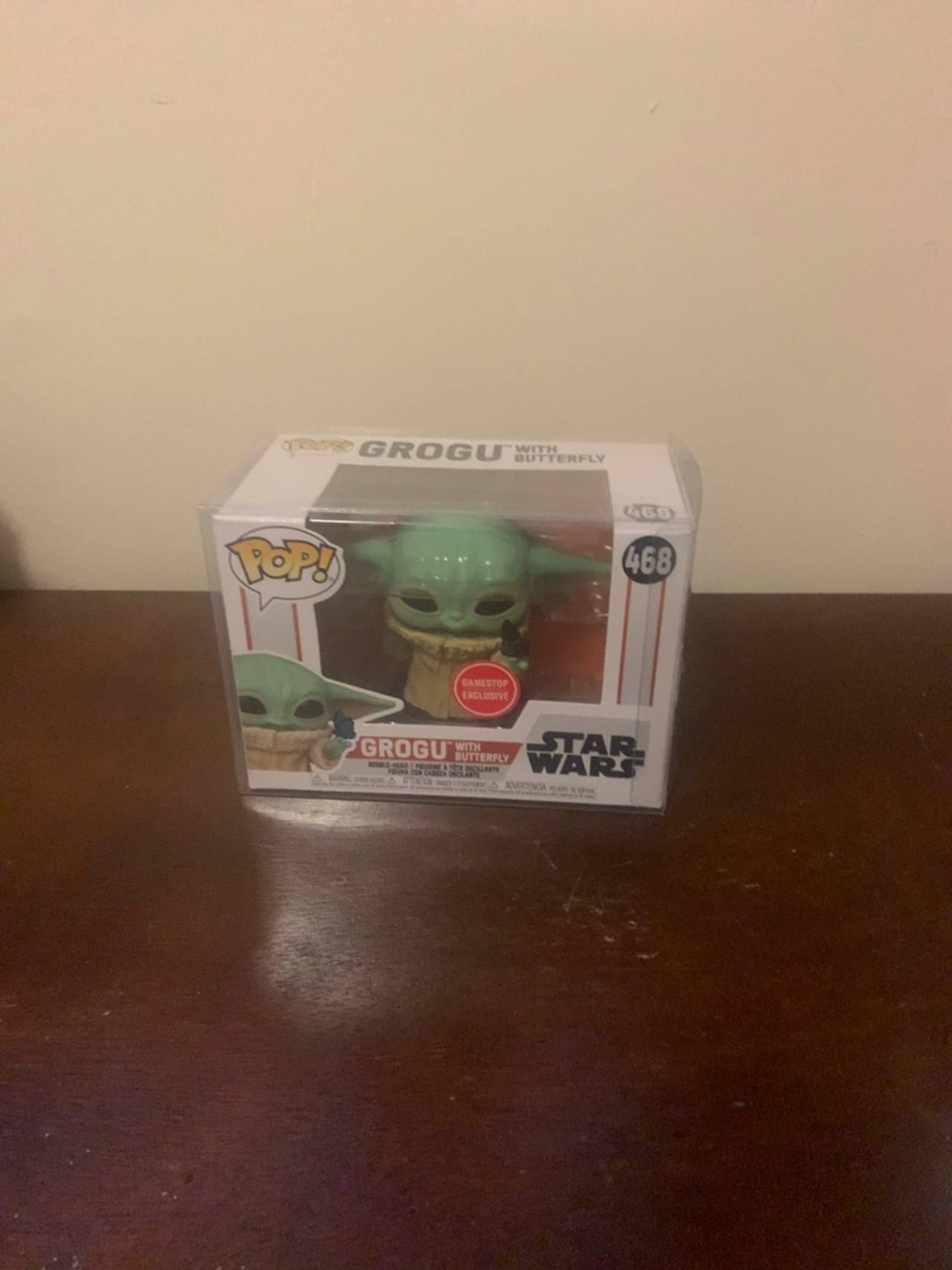 Funko Pop! Star Wars Grogu with Butterfly w/ protective case