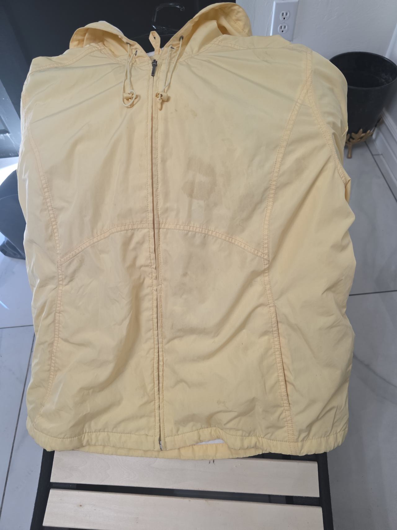 Eddie Bauer Women's Yellow Hooded Windbreaker Jacket