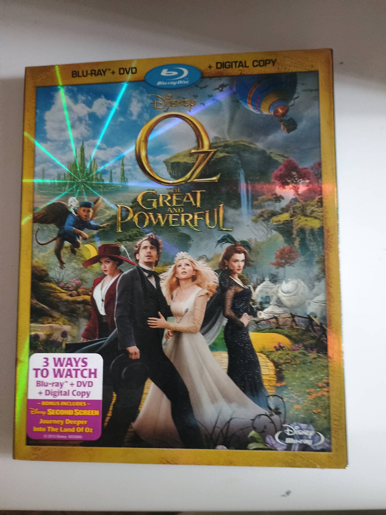 Oz the Great and Powerful Blu-ray + DVD + Digital Copy Combo Pack