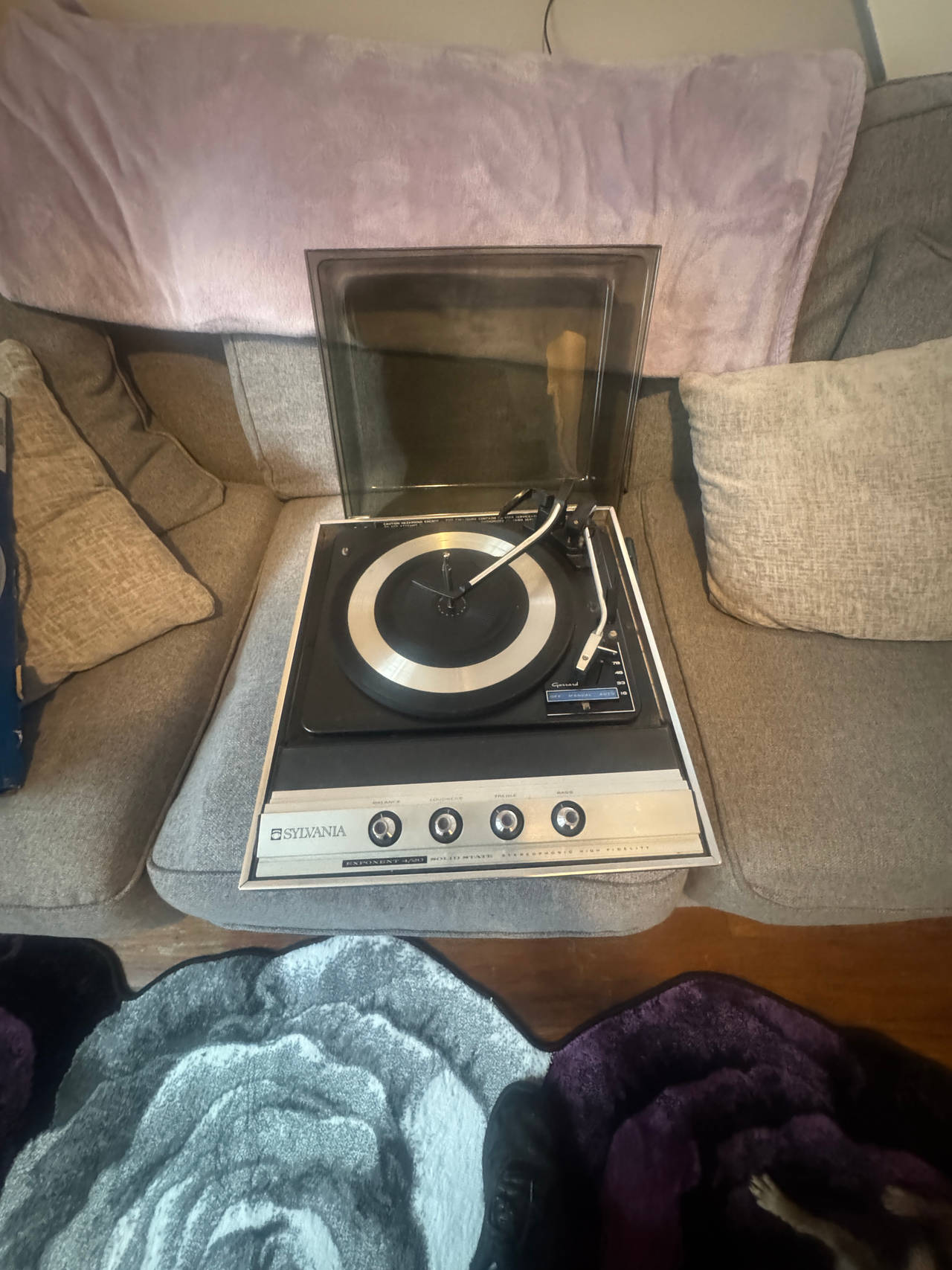 Sylvania Stereo Turntable