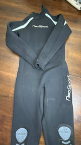 NeoSport Full Body Wetsuit size 8 - Image 1