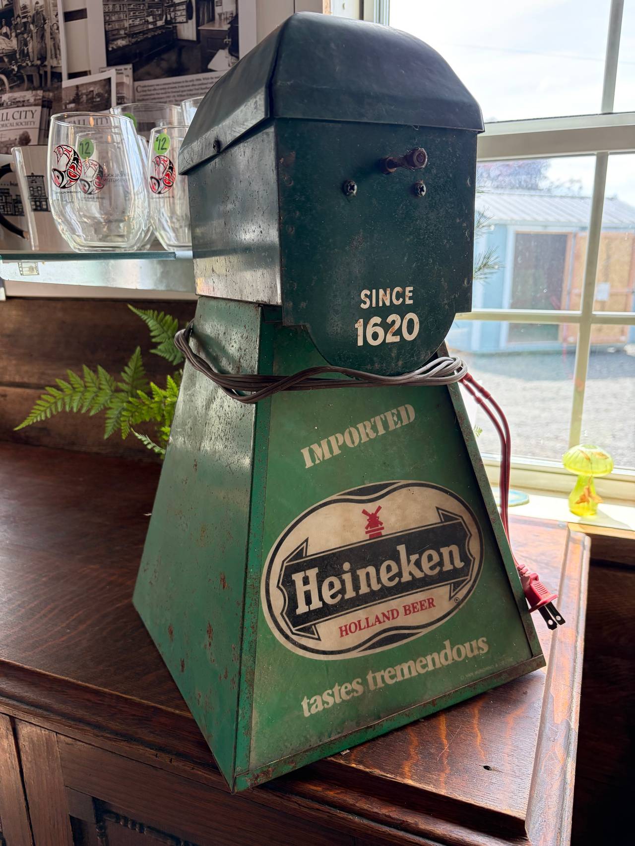 Vintage 1970s Heineken Beer Windmill Lighted Sign - Works!