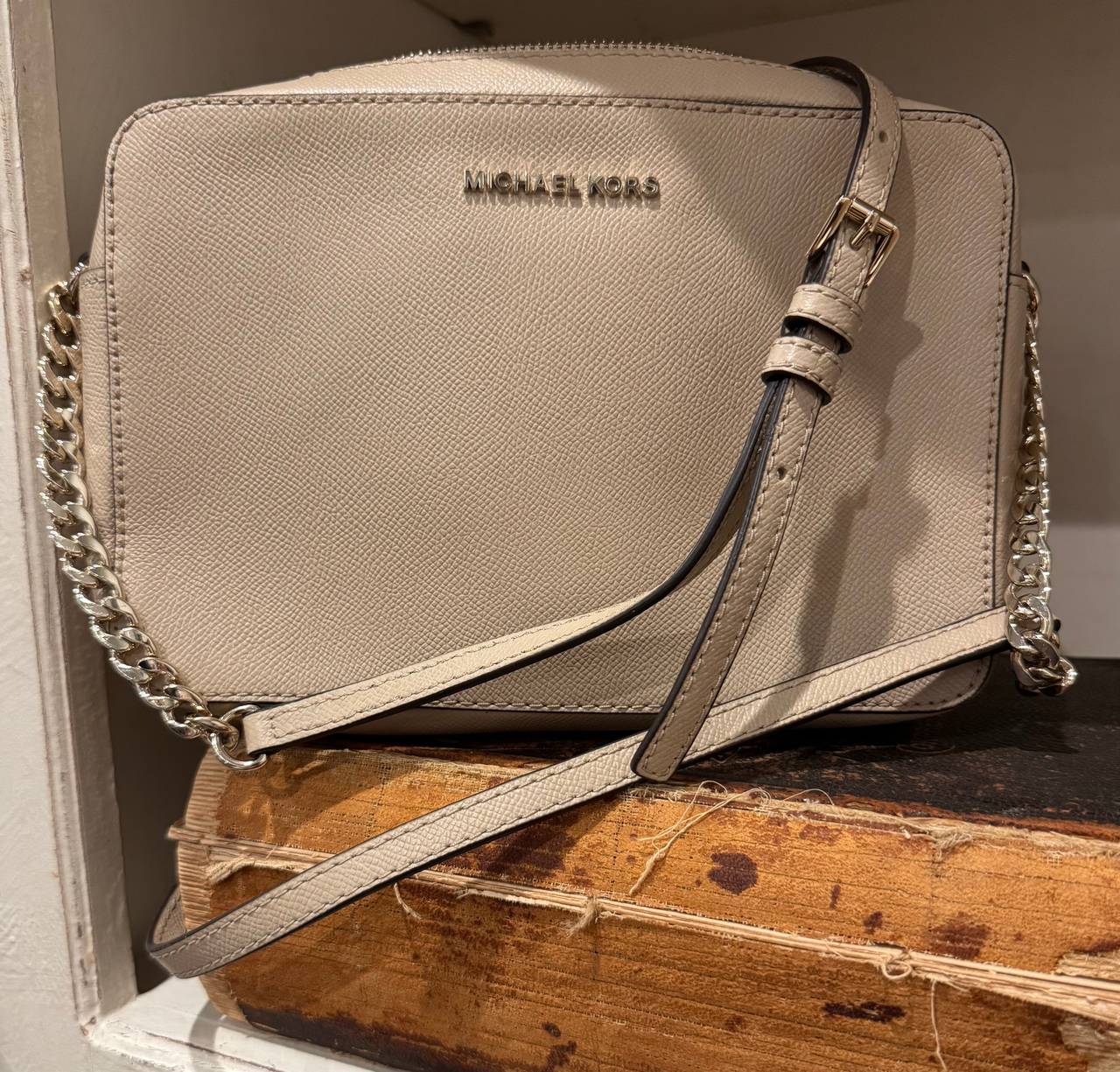 Michael Kors Jet Set Large East West Crossbody Bag
