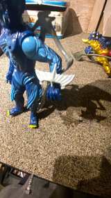 Mighty Morphin Power Rangers Slippery Shark Figure - Image 4