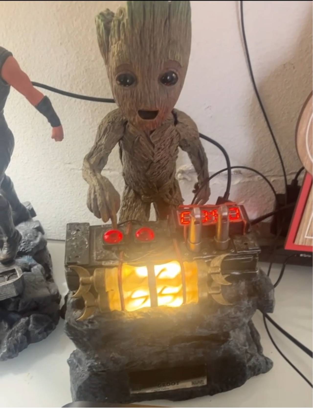 Marvel Guardians of the Galaxy Baby Groot Tabletop Statue