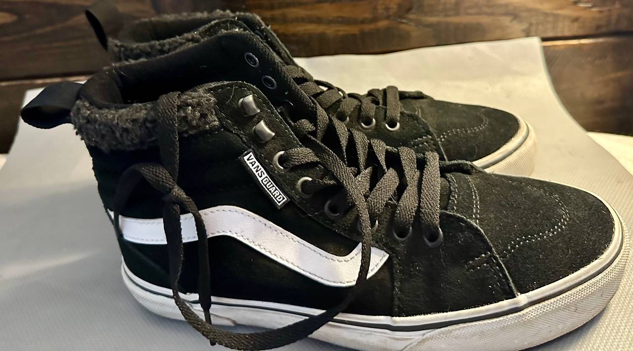 Vans Sk8-Hi MTE Vansguard Black/White Womens 7.5