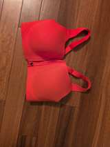 Victoria's Secret VSX Incredible Front-Close Sport Bra - Image 3