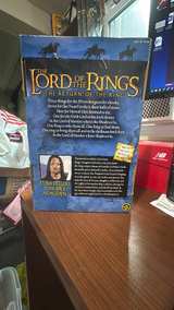 Toy Biz Lord of the Rings Aragorn 12" Action Figure - Image 2