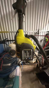 Ryobi 2-Cycle Weed Wacker - Image 2