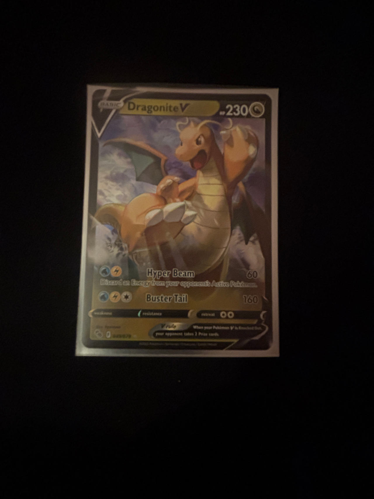 Dragonite V Pokémon Card